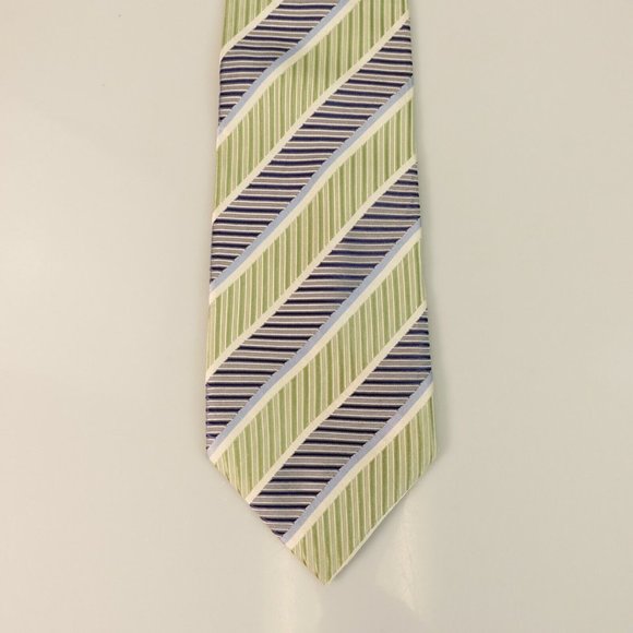 GEOFFREY BEENE Men's 100% Silk Lime Green Gray Neck Tie STANDARD Striped Chevron - Picture 8 of 13